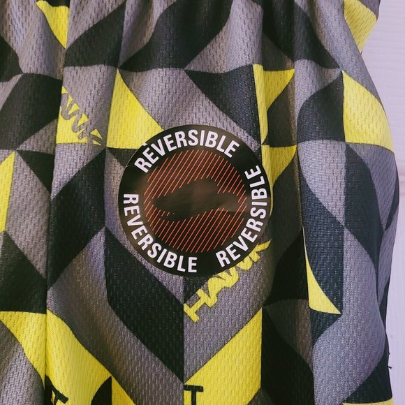 BNWT Tony Hawk Reversible Sz 4 Mesh Shorts WITH POCKETS- SO COOL!!! - Picture 11 of 15